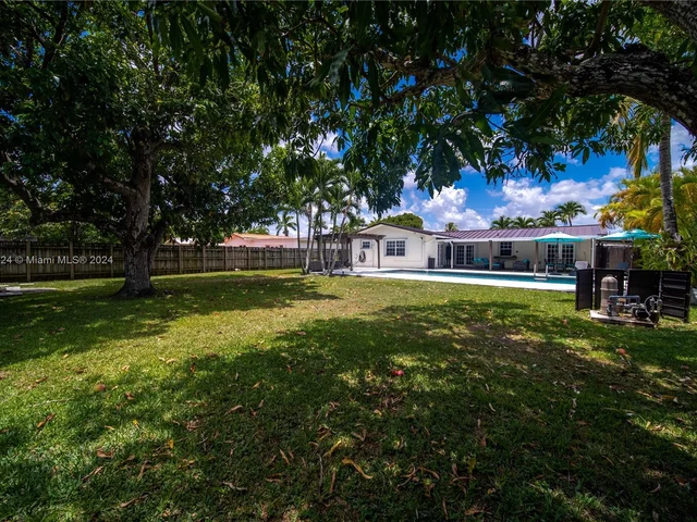 3415 SW 108th Ct, Miami FL 33165