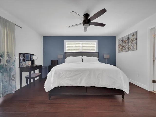 3415 SW 108th Ct, Miami FL 33165