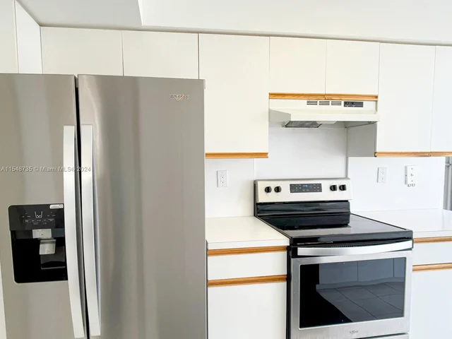 3400 NE 192nd St # 1404, Aventura FL 33180