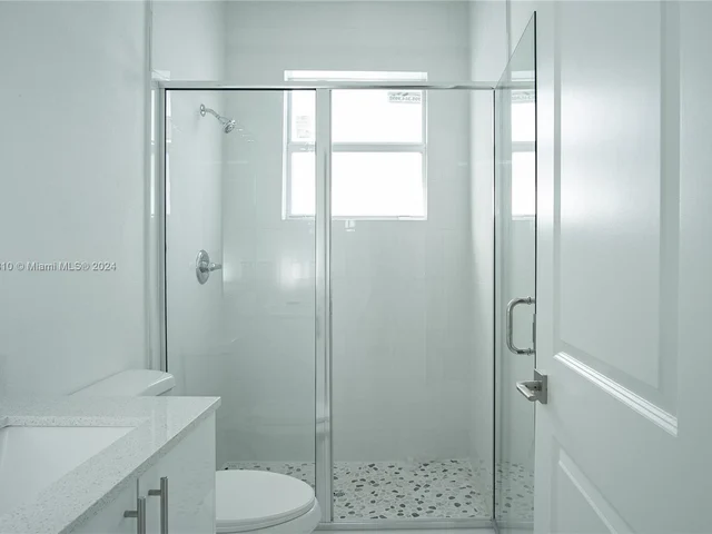 22590 SW 124 CT, Miami FL 33170