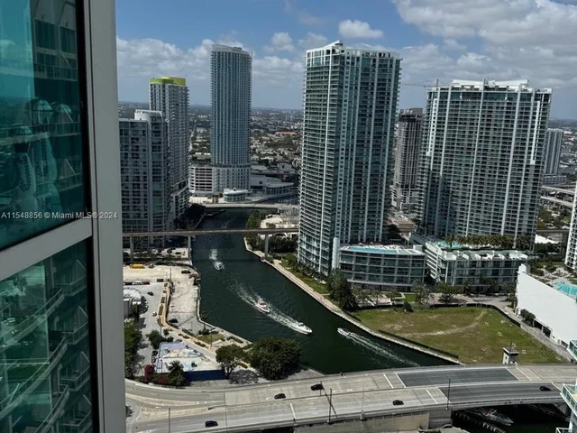 55 SE 6th St # 4201, Miami FL 33131