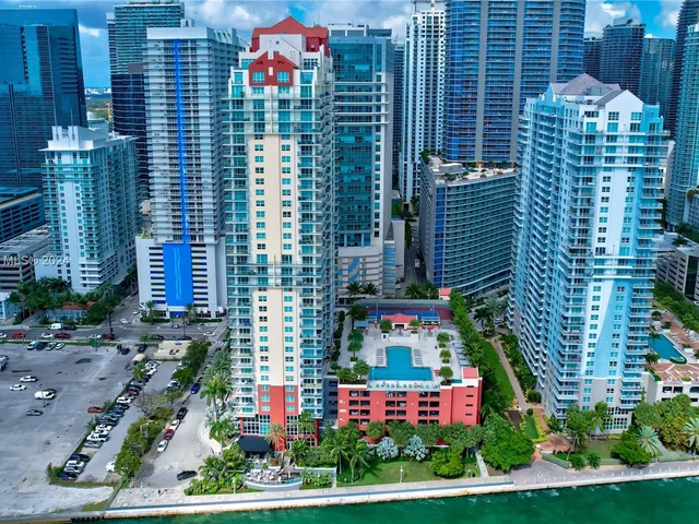 1155 Brickell Bay Dr # 2005, Miami FL 33131