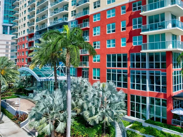 1155 Brickell Bay Dr # 2005, Miami FL 33131