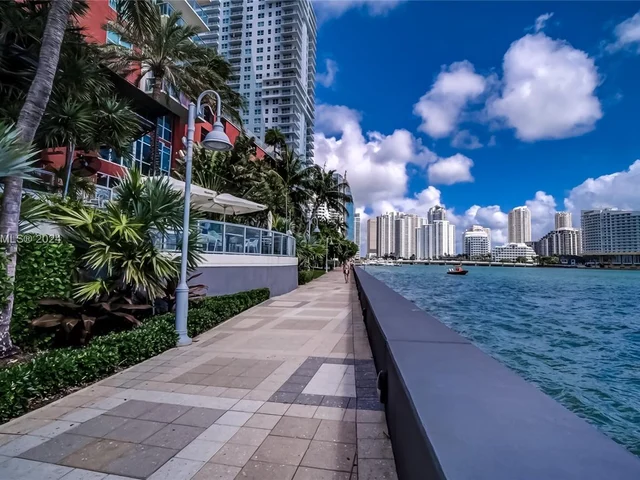 1155 Brickell Bay Dr # 2005, Miami FL 33131
