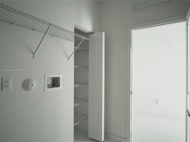 22430 SW 124 ST, Miami FL 33170