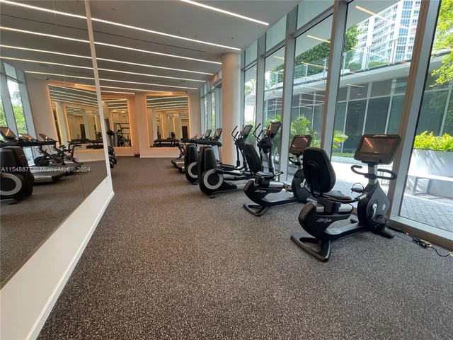 1 Collins Ave, Miami Beach FL 33139