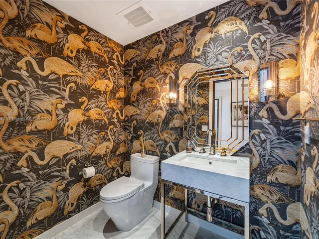 1 Collins Ave, Miami Beach FL 33139