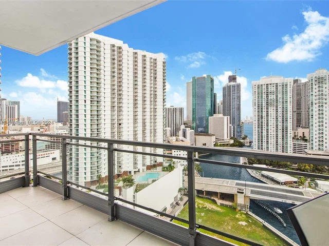 92 SW 3rd St # 2510, Miami FL 33130