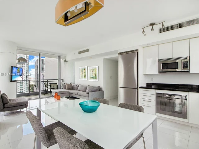 92 SW 3rd St # 2510, Miami FL 33130