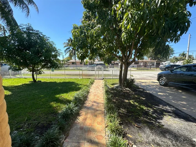 19431 NE 1st Ct, Miami FL 33179