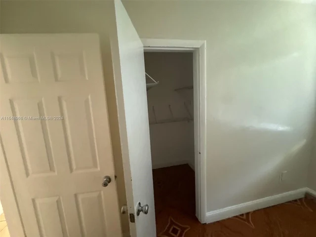 19431 NE 1st Ct, Miami FL 33179