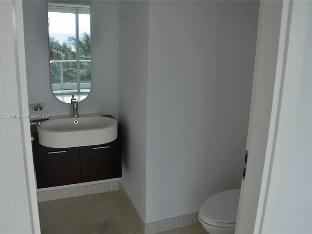 2627 S Bayshore Dr # 808, Miami FL 33133