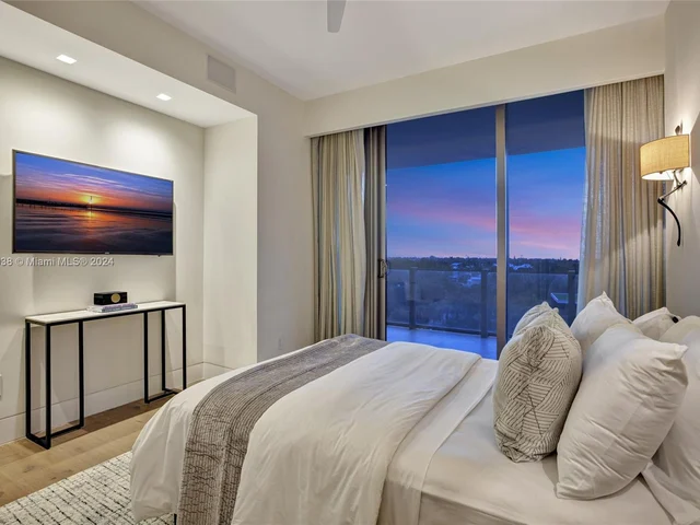 360 Ocean Dr # 601S, Key Biscayne FL 33149