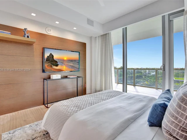 360 Ocean Dr # 601S, Key Biscayne FL 33149