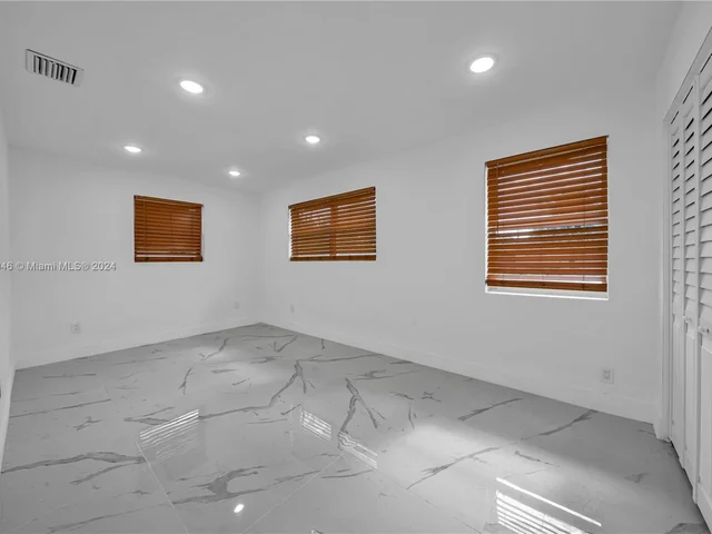 9900 SW 45th St, Miami FL 33165