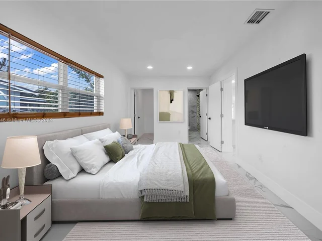 9900 SW 45th St, Miami FL 33165