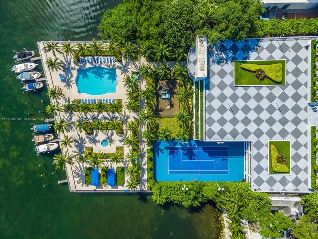 2101 Brickell Ave # 906, Miami FL 33129