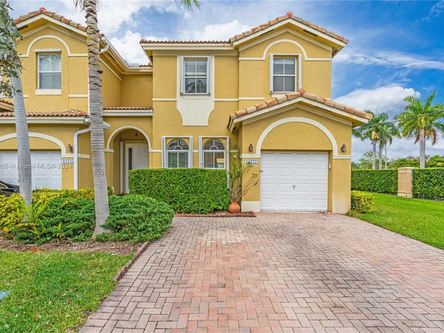 13727 SW 116th Ln # 0, Miami FL 33186