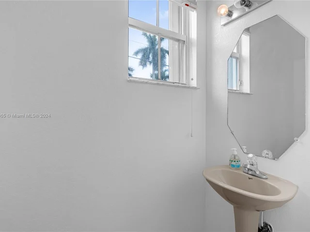 13727 SW 116th Ln # 0, Miami FL 33186