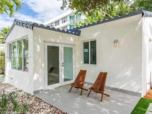 12 Farrey ln, Miami Beach FL 33139