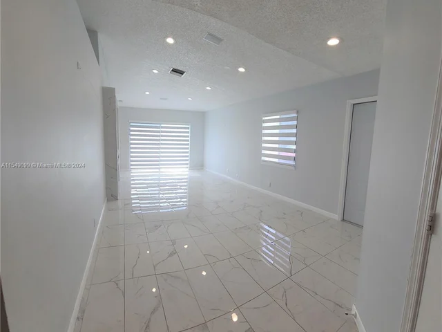 1891 SW 118th Ave # 1891, Miramar FL 33025