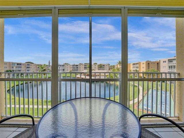 1024 SE 3rd Ave # 305, Dania Beach FL 33004