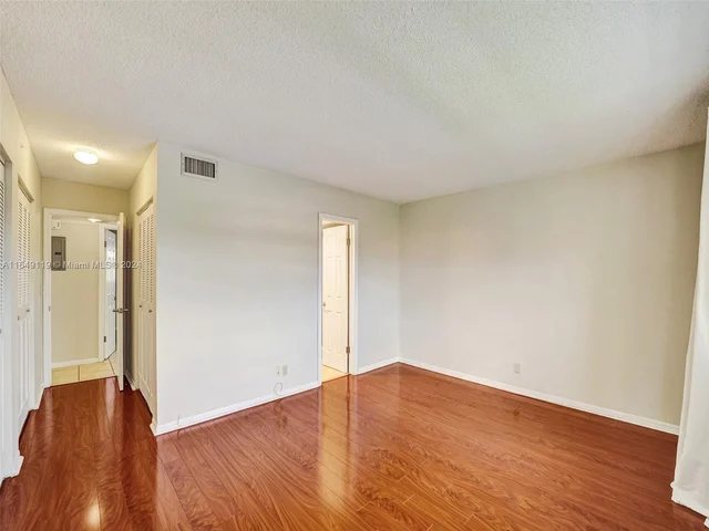 1024 SE 3rd Ave # 305, Dania Beach FL 33004