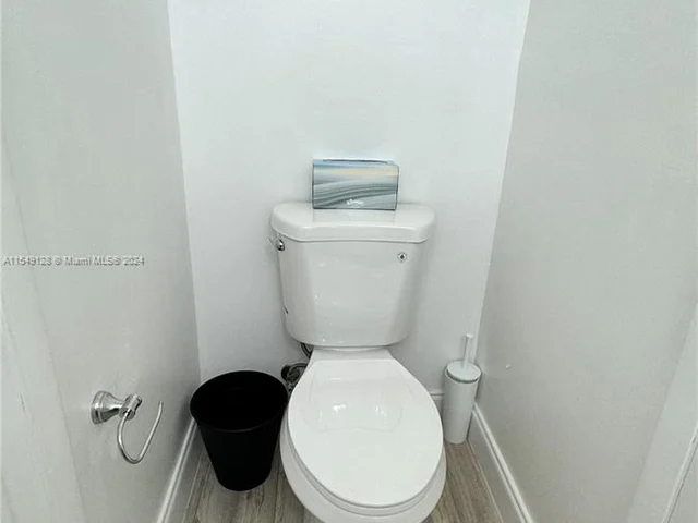 910 Constitution Dr # 910E, Homestead FL 33034