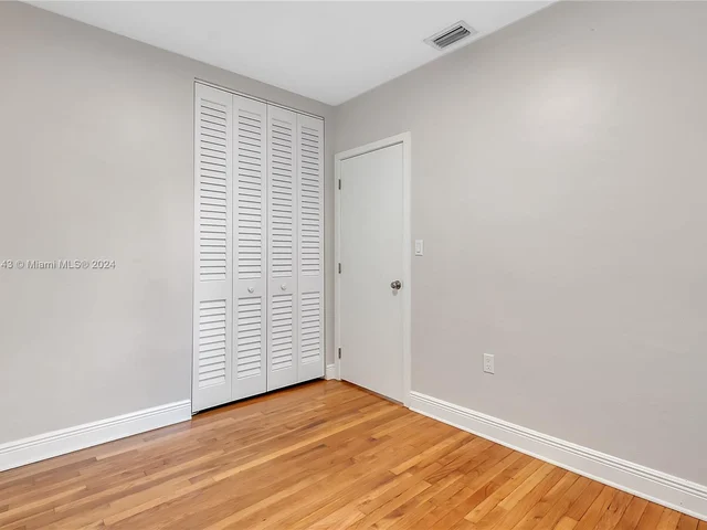 3783 SW 27th St # 0, Miami FL 33134