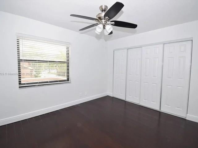 14 Chestnut Cir, Cooper City FL 33026