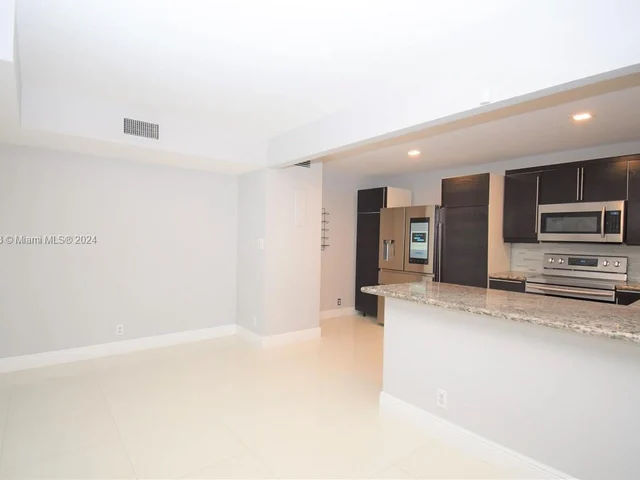 14 Chestnut Cir, Cooper City FL 33026