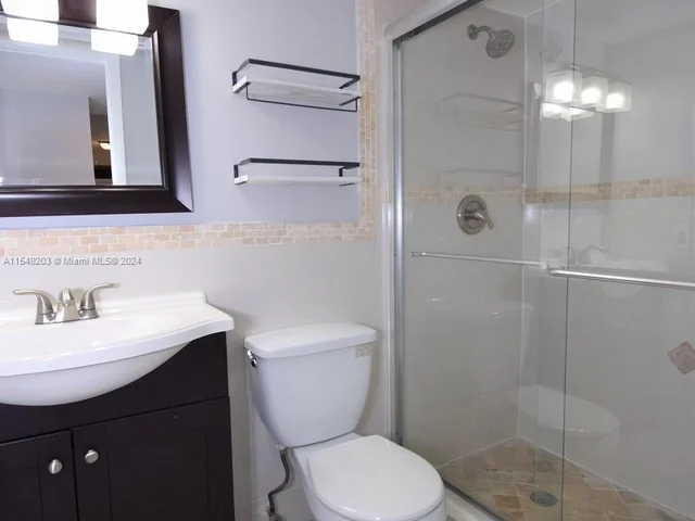 14 Chestnut Cir, Cooper City FL 33026