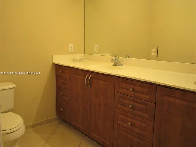 6505 Emerald Dunes Dr # 208, West Palm Beach FL 33411