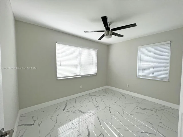 6938 NW 6th Ave, Miami FL 33150