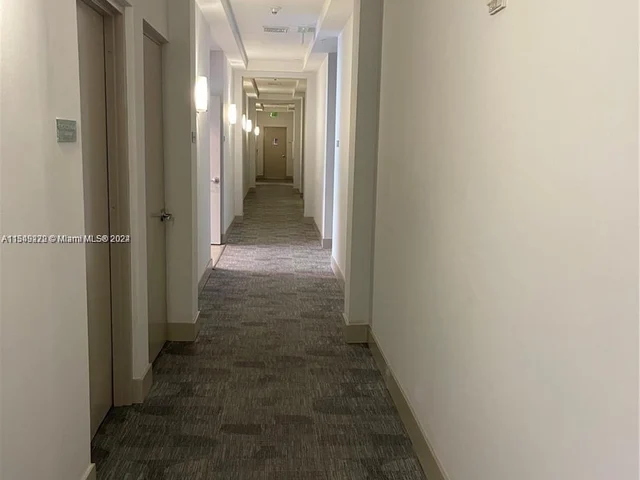 186 SE 12th TER # 708, Miami FL 33131