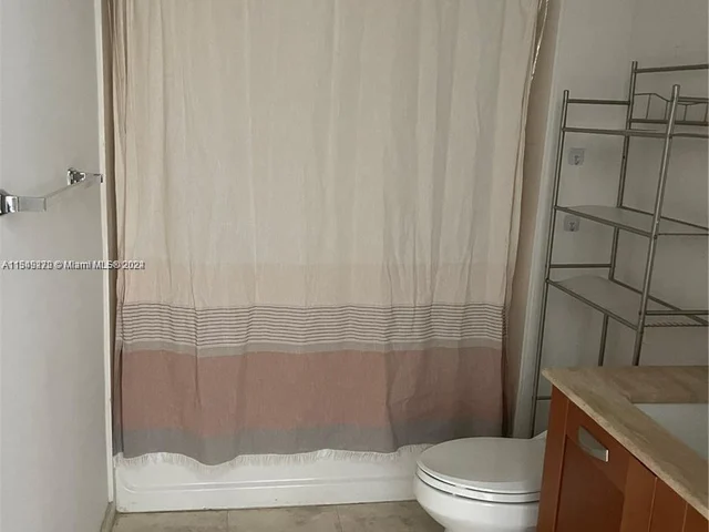 186 SE 12th TER # 708, Miami FL 33131