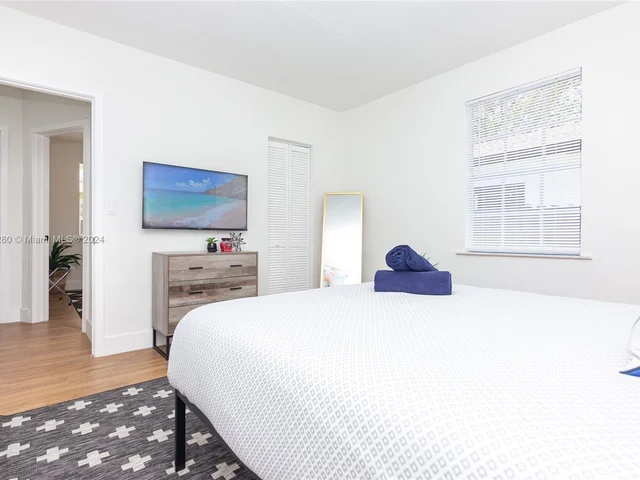 2975 NW 14th Ave, Miami FL 33142