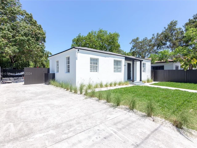 2975 NW 14th Ave, Miami FL 33142