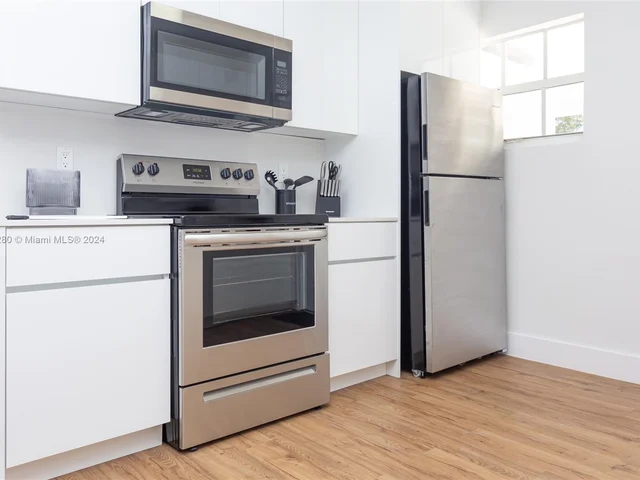 2975 NW 14th Ave, Miami FL 33142