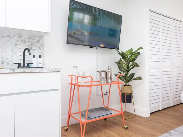 2975 NW 14th Ave, Miami FL 33142