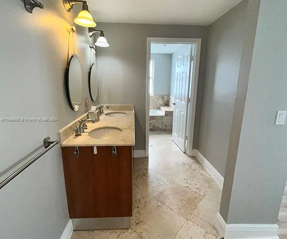 1045 SW 9th Ct # P, Miami FL 33130