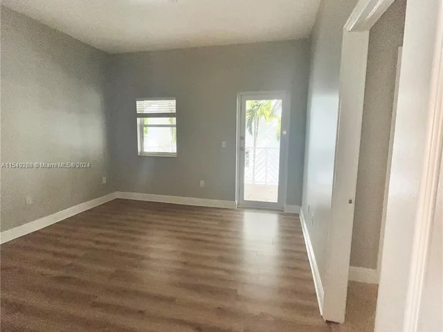 1045 SW 9th Ct # P, Miami FL 33130