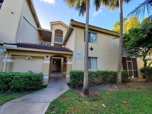 470 S Park Rd # 203, Hollywood FL 33021