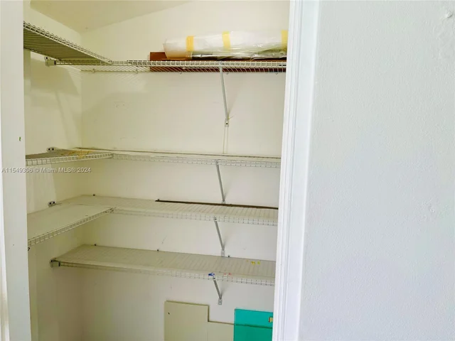 2960 E Crosley Dr E # D, West Palm Beach FL 33415