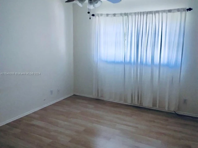 2960 E Crosley Dr E # D, West Palm Beach FL 33415