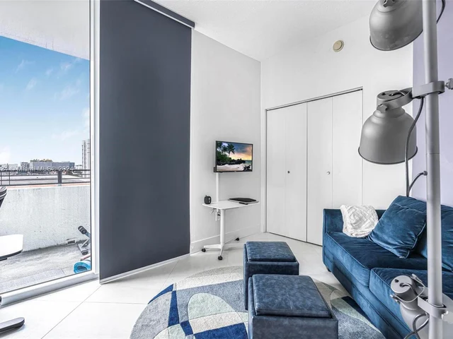 350 NE 24th St # 711, Miami FL 33137