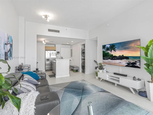 350 NE 24th St # 711, Miami FL 33137