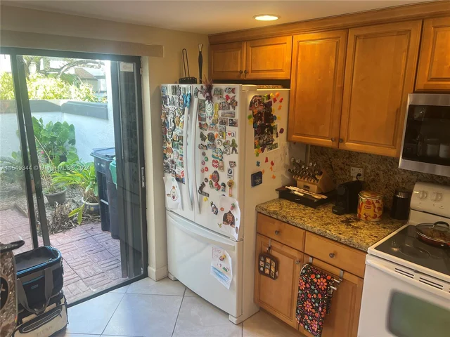 11720 SW 91st Ter, Miami FL 33186