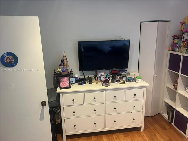 11720 SW 91st Ter, Miami FL 33186