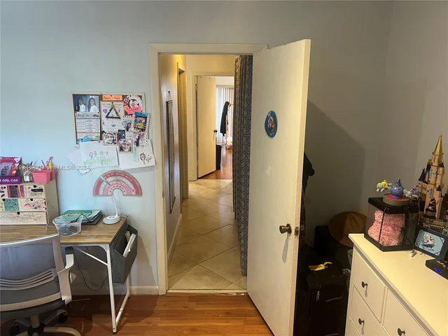 11720 SW 91st Ter, Miami FL 33186